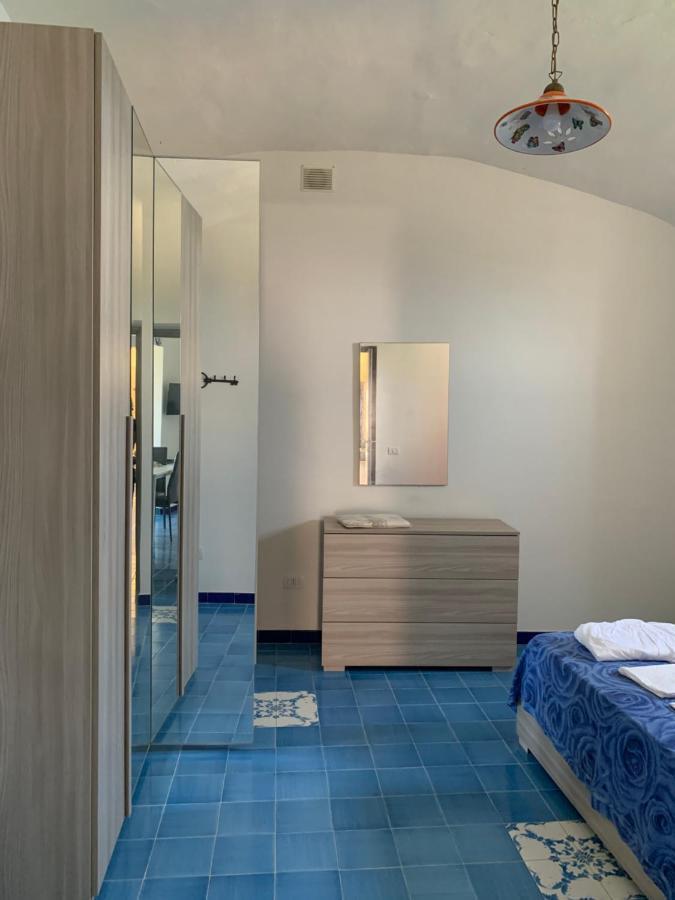 Вилла Pippo'S House Vietri sul Mare Экстерьер фото